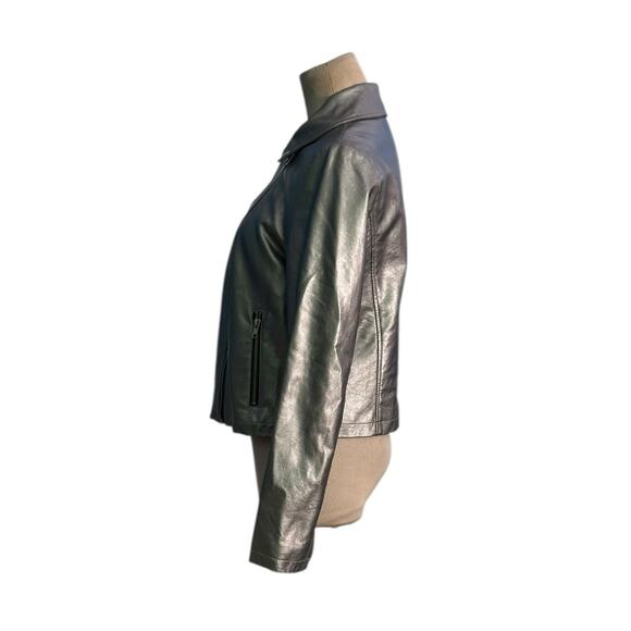 Forever 21 silver vegan leather moto jacket size Medium - Picture 6 of 16